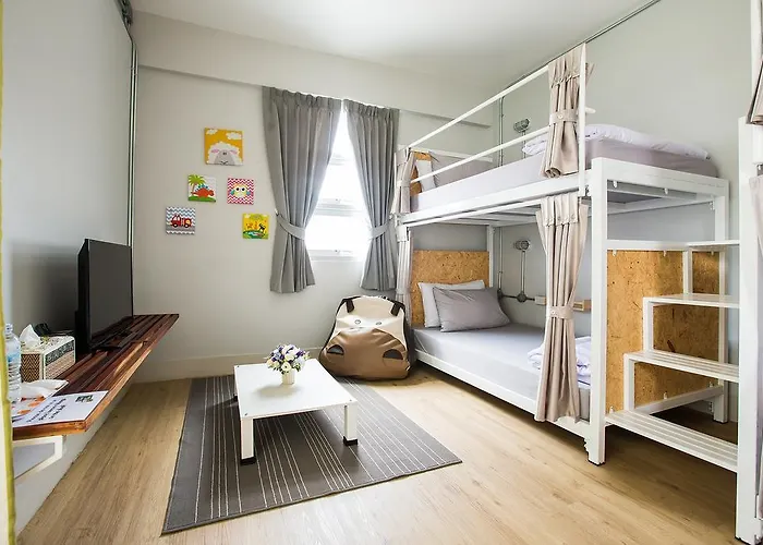 Cubic Bangkok Hostel